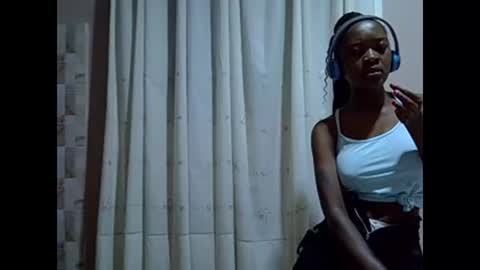 Snapshot of just_nuru chatting on 02/15/25, 08:43 just_nuru online show from 02/15/25, 08:43