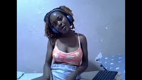 Snapshot of just_nuru chatting on 02/23/25, 07:28 just_nuru online show from 02/23/25, 07:28