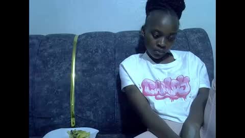 Snapshot of just_nuru chatting on 10/21/25, 06:52 just_nuru online show from 10/21/25, 06:52