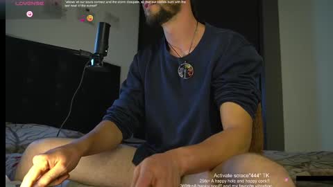 Snapshot of just_your_dreamboy chatting on 03/07/25, 11:27 Maxi online show from 03/07/25, 11:27