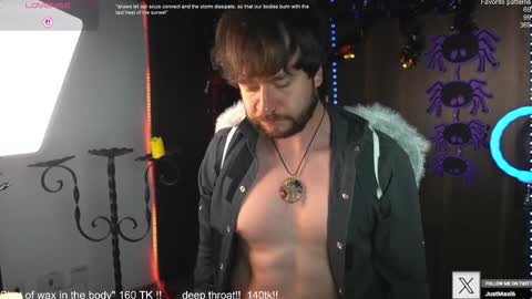 Snapshot of just_your_dreamboy chatting on 10/14/25, 11:16 Maxi online show from 10/14/25, 11:16