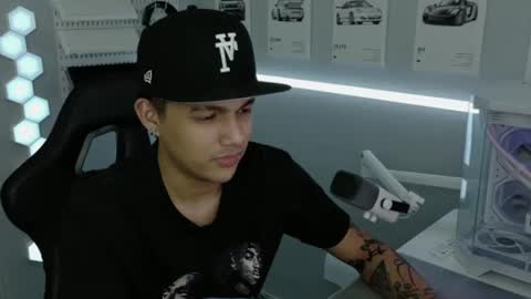 Snapshot of justagamerxxx chatting on 07/06/26, 10:01 Rhys online show from 07/06/26, 10:01