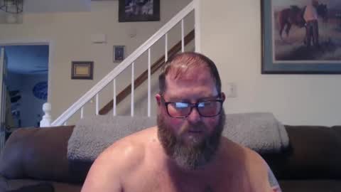 Snapshot of justaguyandnaked chatting on 02/03/25, 10:00 justaguyandnaked online show from 02/03/25, 10:00