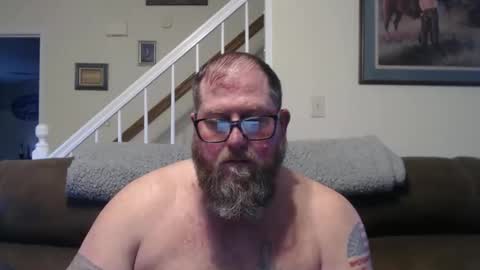 Snapshot of justaguyandnaked chatting on 02/16/25, 10:10 justaguyandnaked online show from 02/16/25, 10:10