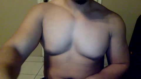 Snapshot of justahotguy00 chatting on 06/19/26, 03:11 justahotguy00 online show from 06/19/26, 03:11