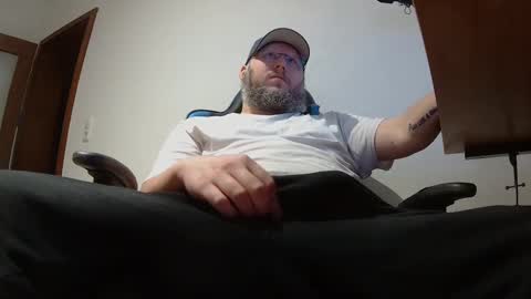 Just Flo ---  online show from 02/18/25, 02:27