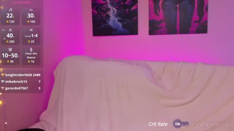 Snapshot of justgisselle chatting on 12/02/24, 12:52 Gisselle Rate me with a thumbs up online show from 12/02/24, 12:52