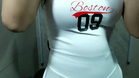 justhewayouare21 online show from 06/27/26, 03:50