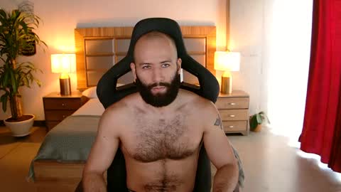 Snapshot of justin_hton chatting on 04/25/26, 01:41 Justin online show from 04/25/26, 01:41