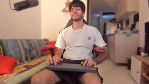 Diego online show from 11/26/25, 09:38