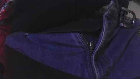 Justin You online show from 12/13/25, 07:53