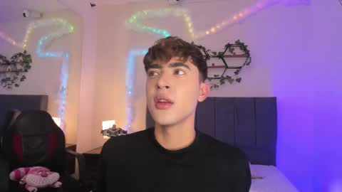 Justin online show from 12/22/25, 11:29