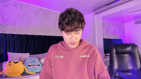 Justin online show from 04/09/26, 12:43