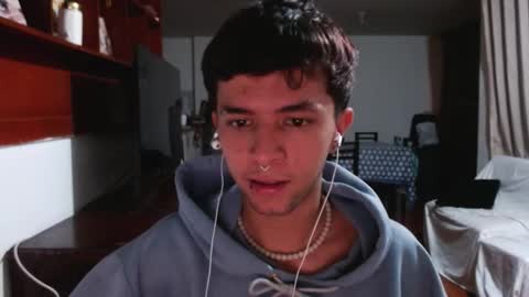 Justine online show from 10/17/25, 05:10