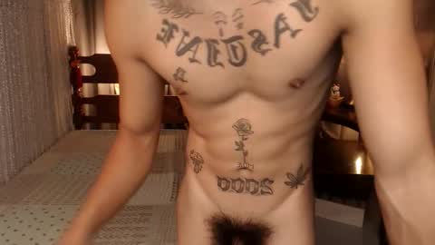 justine_hunk online show from 10/28/25, 04:49