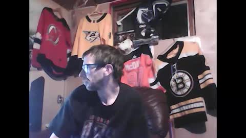 Snapshot of justinjerksit chatting on 12/06/24, 03:00 justinjerksit online show from 12/06/24, 03:00