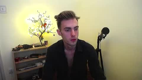 Snapshot of justinnordick chatting on 07/12/26, 08:38 Hologram Guy online show from 07/12/26, 08:38