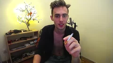 Snapshot of justinnordick chatting on 07/13/26, 12:30 Hologram Guy online show from 07/13/26, 12:30
