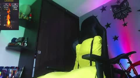 Snapshot of justinsc chatting on 04/26/26, 10:40 Justinsc online show from 04/26/26, 10:40