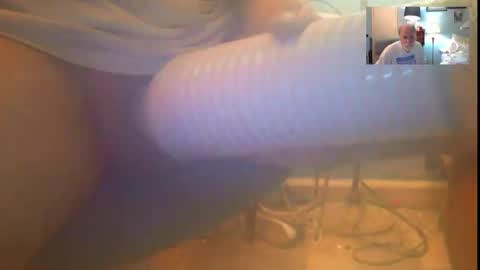 Snapshot of justjohn1012000 chatting on 10/22/25, 12:27 justjohn online show from 10/22/25, 12:27