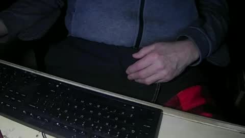 Justme39057 online show from 02/04/26, 04:46