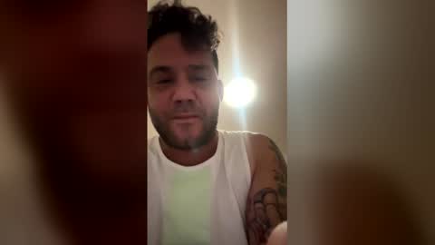 justme697977 online show from 04/18/26, 03:54