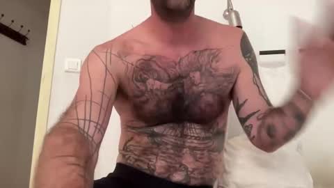 justmeandyou00 online show from 10/13/25, 01:33