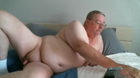 justmedm64 online show from 09/29/25, 05:18