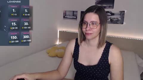 Julie online show from 12/09/24, 05:18