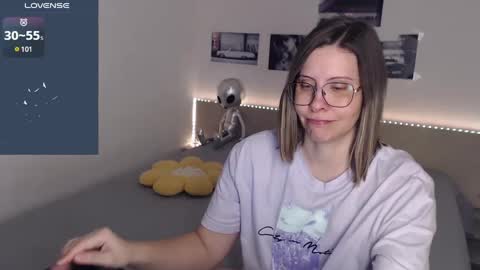 Julie online show from 01/13/25, 05:44