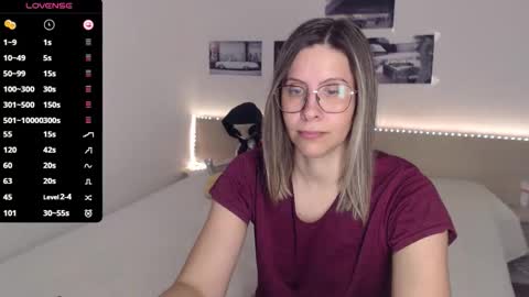 Julie online show from 10/24/25, 03:58