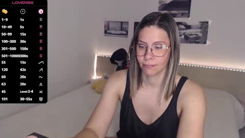 Julie online show from 11/06/25, 05:08