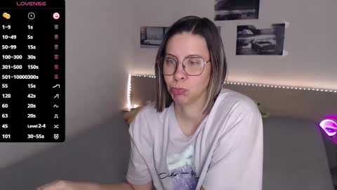 Julie online show from 01/19/26, 04:49