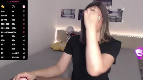 Julie online show from 05/13/26, 04:21
