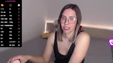 Julie online show from 05/27/26, 04:26