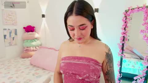 Emy online show from 09/23/25, 02:14