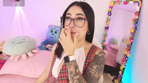 Emy online show from 11/30/25, 03:32