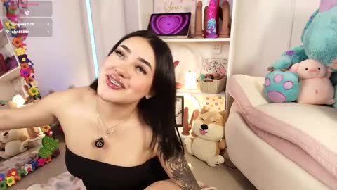 Snapshot of justonecute chatting on 04/30/26, 01:56 Emy online show from 04/30/26, 01:56