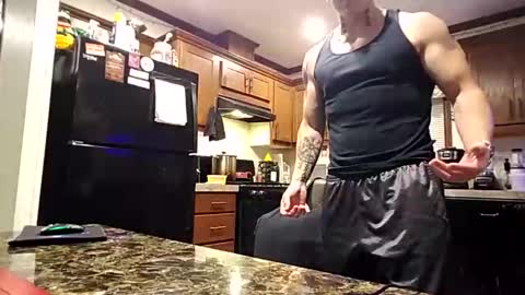 justus0624 online show from 10/02/25, 01:23