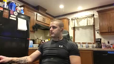 justus0624 online show from 11/18/25, 03:23