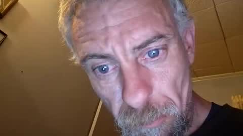 justwant2strokeit online show from 04/05/26, 07:38