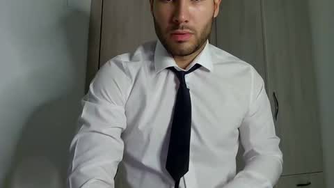 Snapshot of justynxxx1 chatting on 12/02/24, 10:12 Justin online show from 12/02/24, 10:12