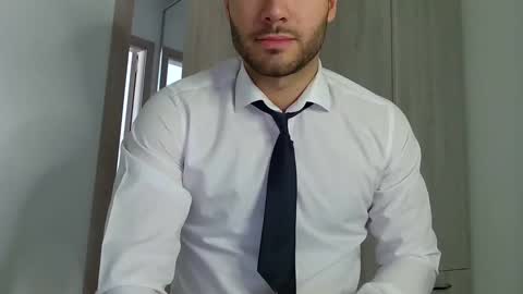 Snapshot of justynxxx1 chatting on 02/21/25, 07:01 Justin online show from 02/21/25, 07:01