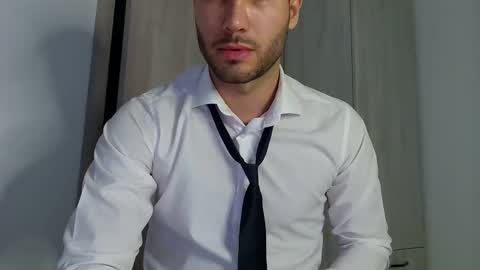 Snapshot of justynxxx1 chatting on 02/28/25, 05:37 Justin online show from 02/28/25, 05:37