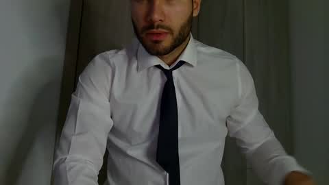 Snapshot of justynxxx1 chatting on 10/16/25, 08:54 Justin online show from 10/16/25, 08:54