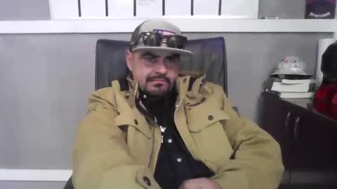 Juuuuicery online show from 12/05/25, 01:52