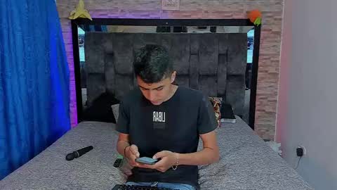 Juan and friends online show from 02/17/25, 07:37