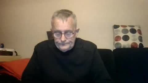 Snapshot of jyarthur01750 chatting on 10/05/25, 07:23 Arthur01750 online show from 10/05/25, 07:23