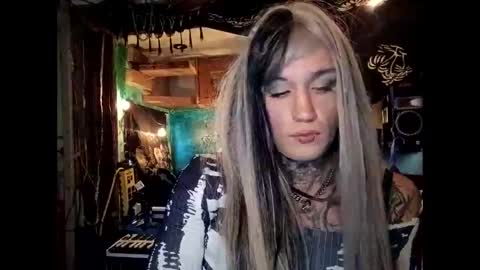 Snapshot of jynxamy chatting on 05/10/26, 10:37 jynxamy online show from 05/10/26, 10:37