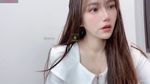 Snapshot of k1999_kimikooo chatting on 12/19/24, 01:39 kooo online show from 12/19/24, 01:39